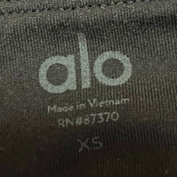 Alo Yoga Airbrush High-Waist Flutter Black Split Leggings Sweat Pants Size XS - Picture 9 of 11